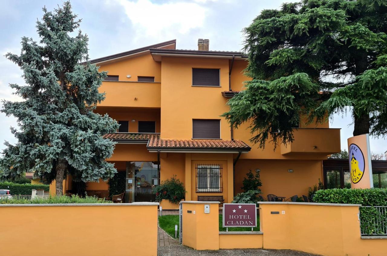 Cladan Hotel 3*