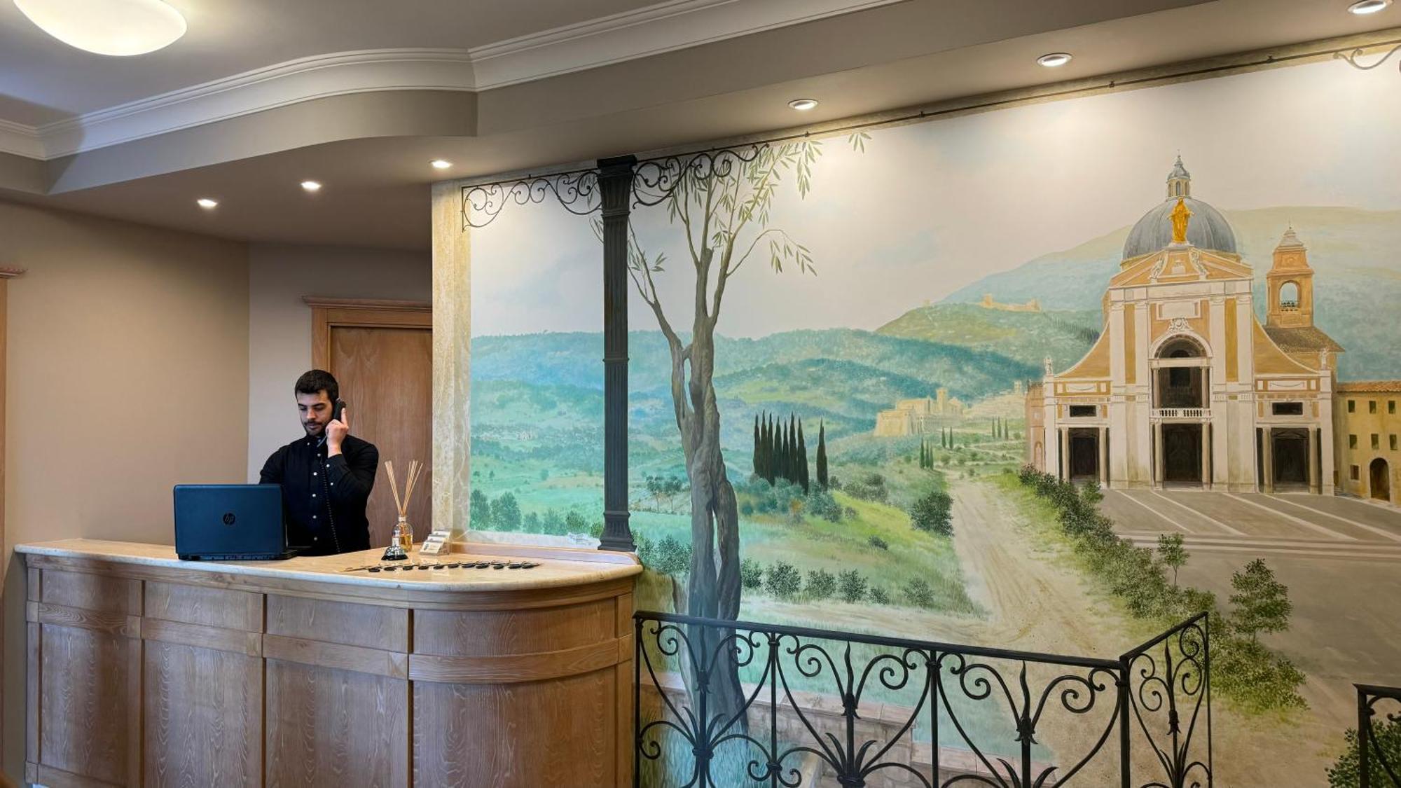 Hotel Cladan 3*