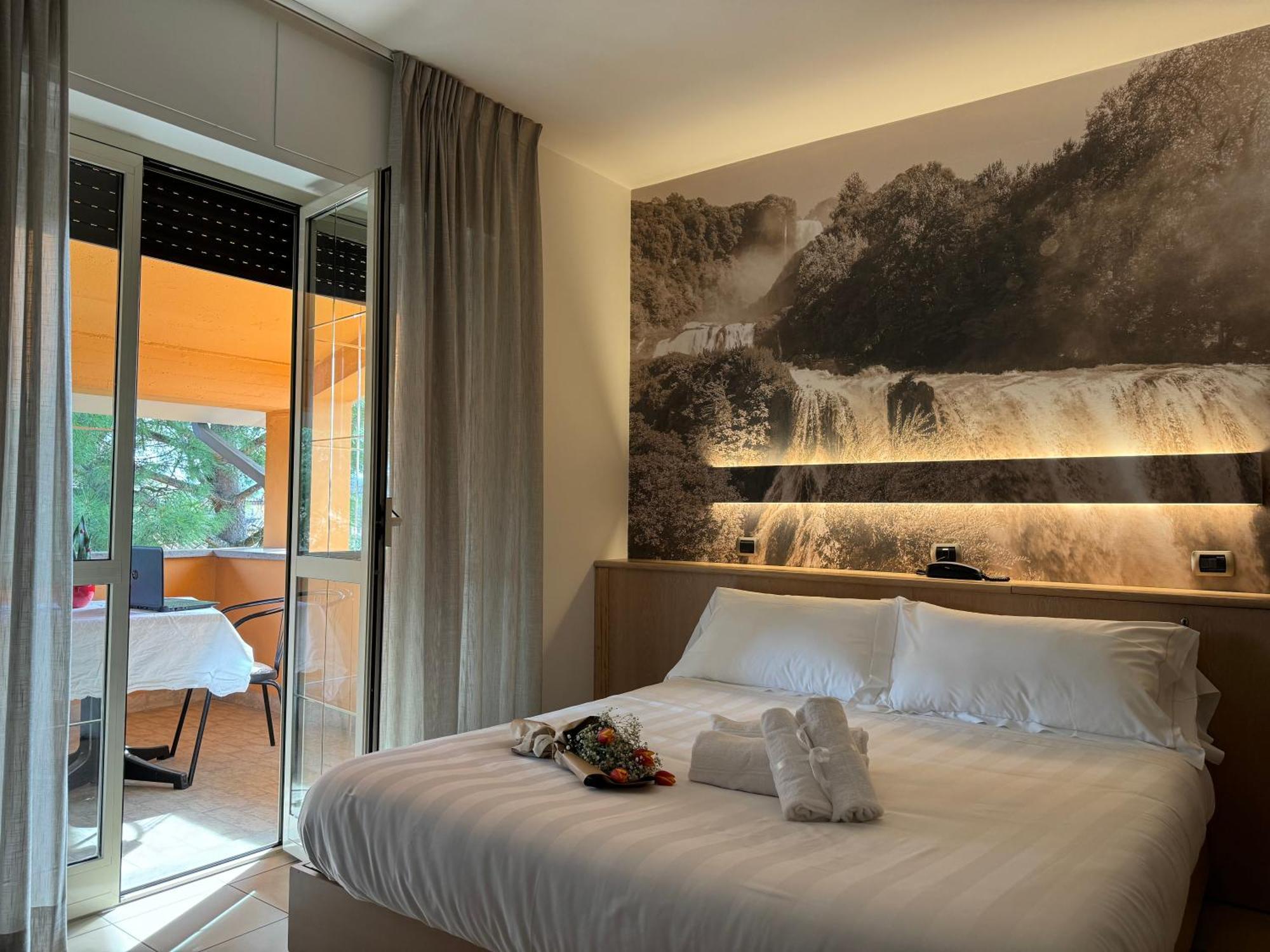 Hotel Cladan 3*