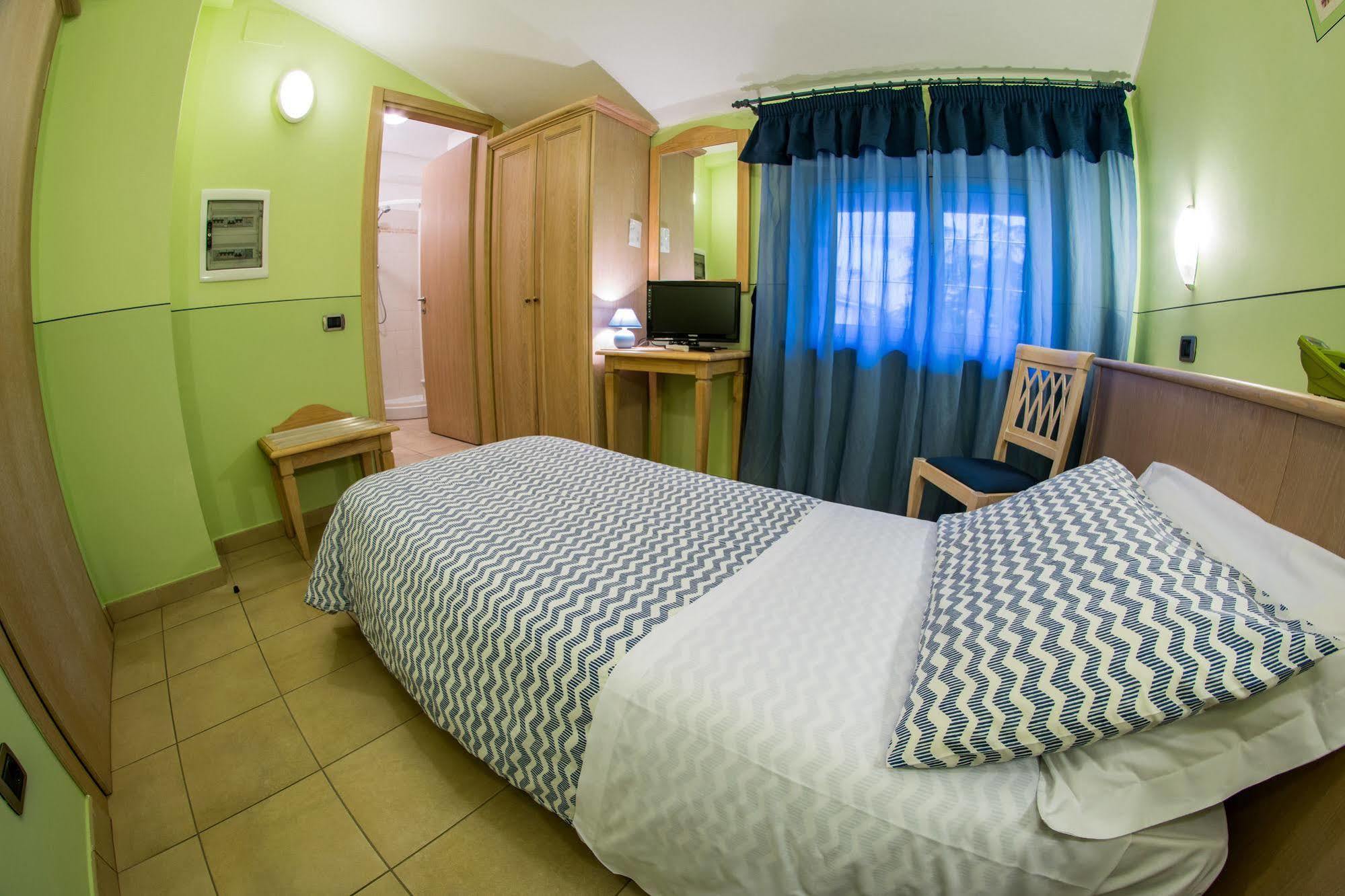 Hotel Cladan 3*
